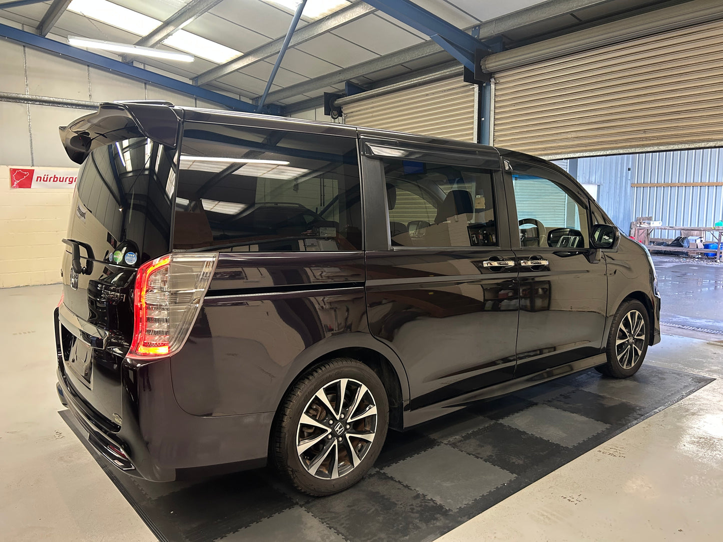 2014 HONDA STEPWAGON SPADA MIDNIGHT PURPLE- GRADE 4.5 - LOW MILEAGE ONLY 45k MILES - UK STOCK READY TO DRIVE AWAY
