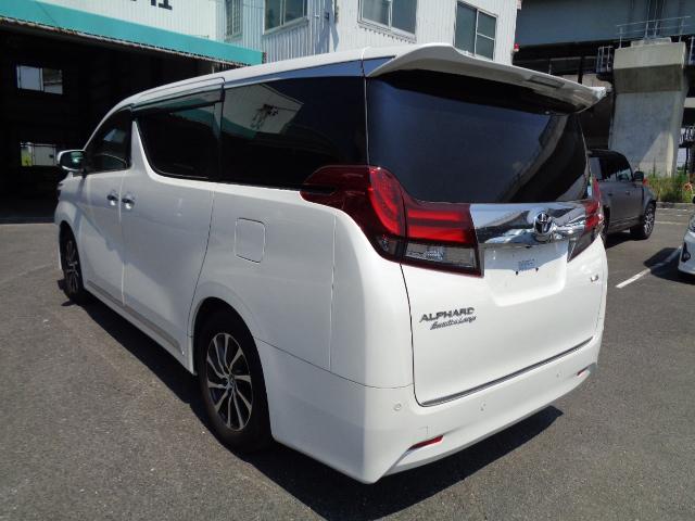 2017 TOYOTA ALPHARD EXECUTIVE LOUNGE 3.5V6 - GRADE 4.5 ONLY 33975 MILES -DUE IN DECEMBER 2024