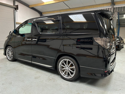 TOYOTA ALPHARD GL LUXURY 3.5