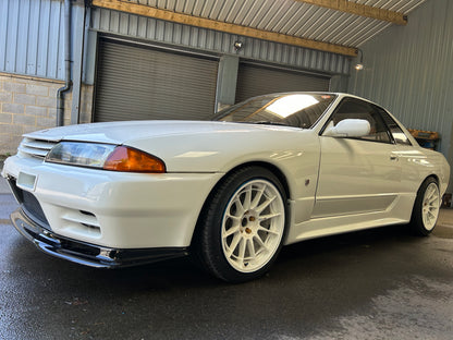 R32 GTR FRESH IMPORT ZERO RUST HKS NEW STYLE TURBOS 450BHP