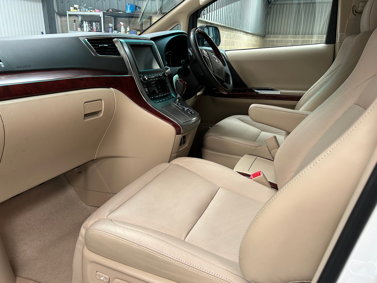 TOYOTA ALPHARD GL LUXURY 3.5 GRADE 4.5 IMPORT