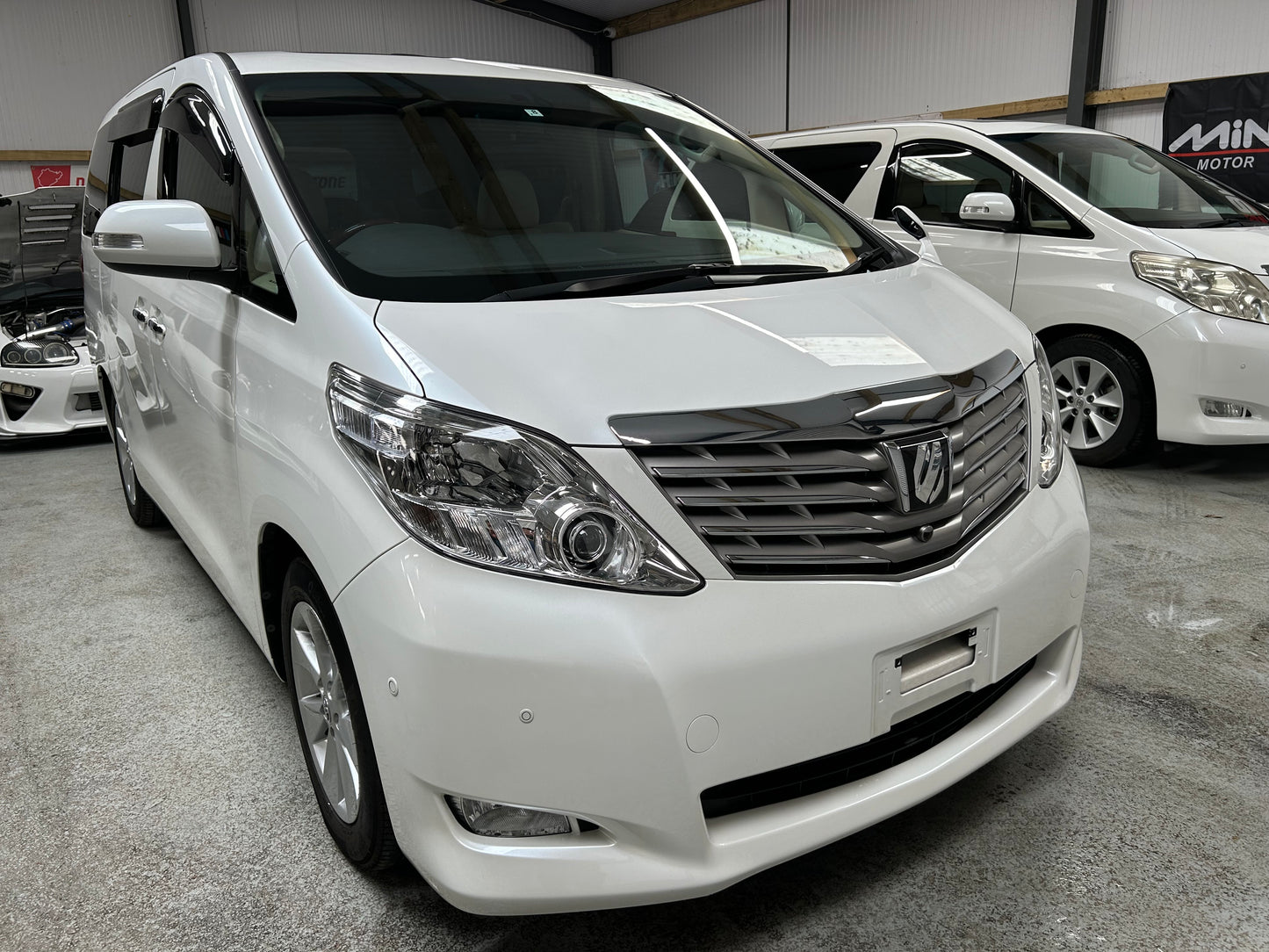 TOYOTA ALPHARD GL LUXURY 3.5 GRADE 4.5 IMPORT