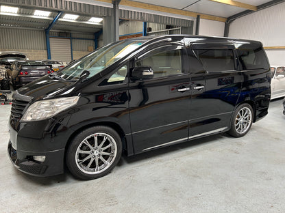 TOYOTA ALPHARD GL LUXURY 3.5