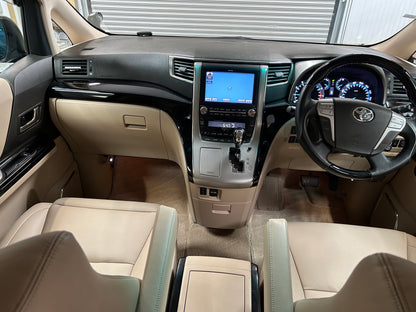 TOYOTA ALPHARD GL LUXURY 3.5