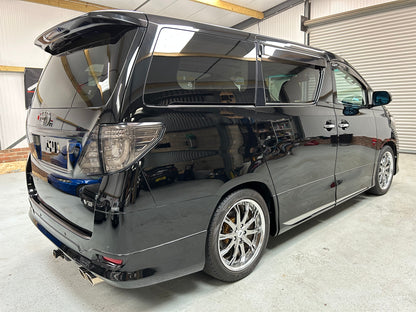 TOYOTA ALPHARD GL LUXURY 3.5