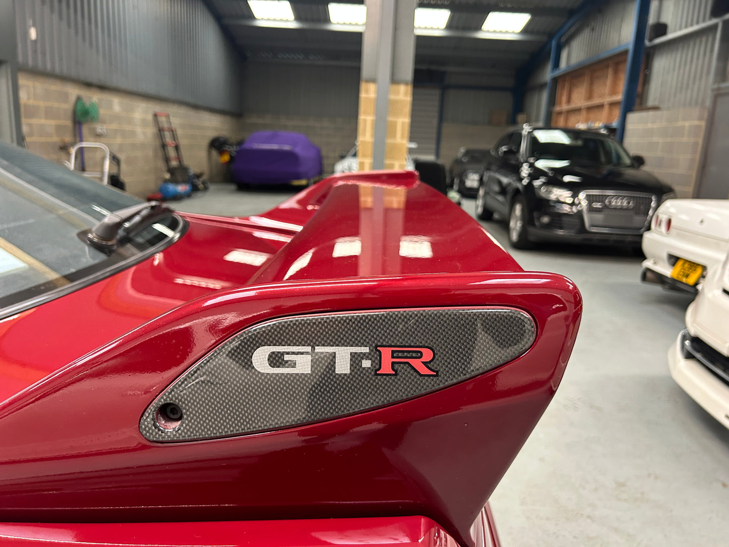 1995 NISSAN SKYLINE R33 GTR SUPER CLEAR RED