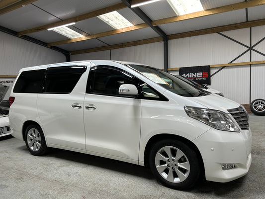 2009 ALPHARD GL LUXURY - GRADE 4.5 AUCTION GRADE - MEGA SPEC CAR WITH EXTREMELY LOW MILEAGE