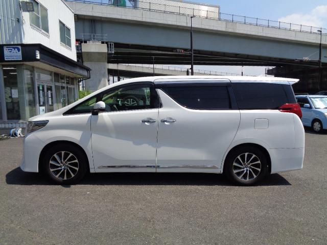 2017 TOYOTA ALPHARD EXECUTIVE LOUNGE 3.5V6 - GRADE 4.5 ONLY 33975 MILES -DUE IN DECEMBER 2024