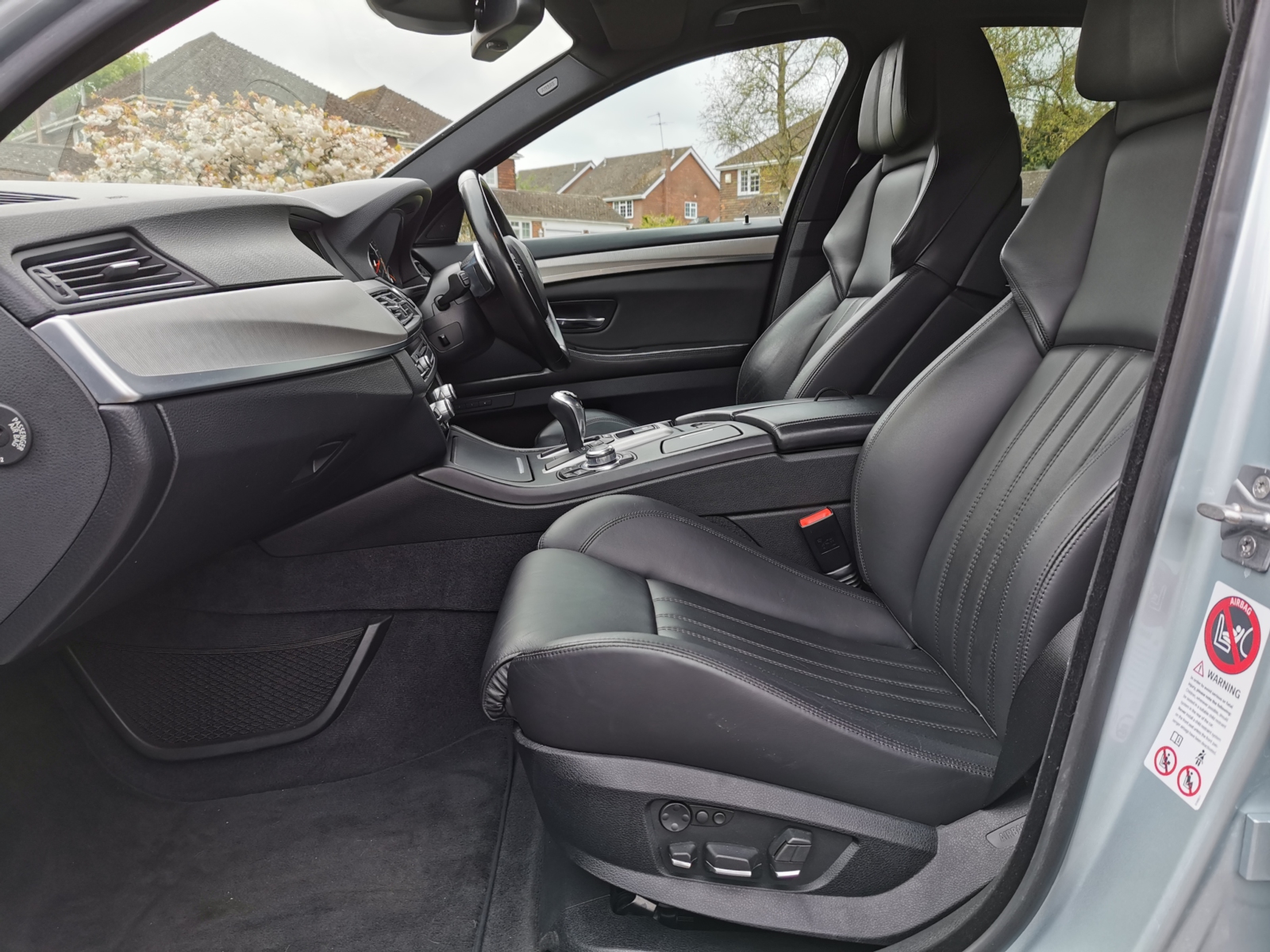 BMW F10 M5  - BMW APPROVED WARRANTY TILL NOVEMBER 2021 - FULL BMW SERVICE HISTORY