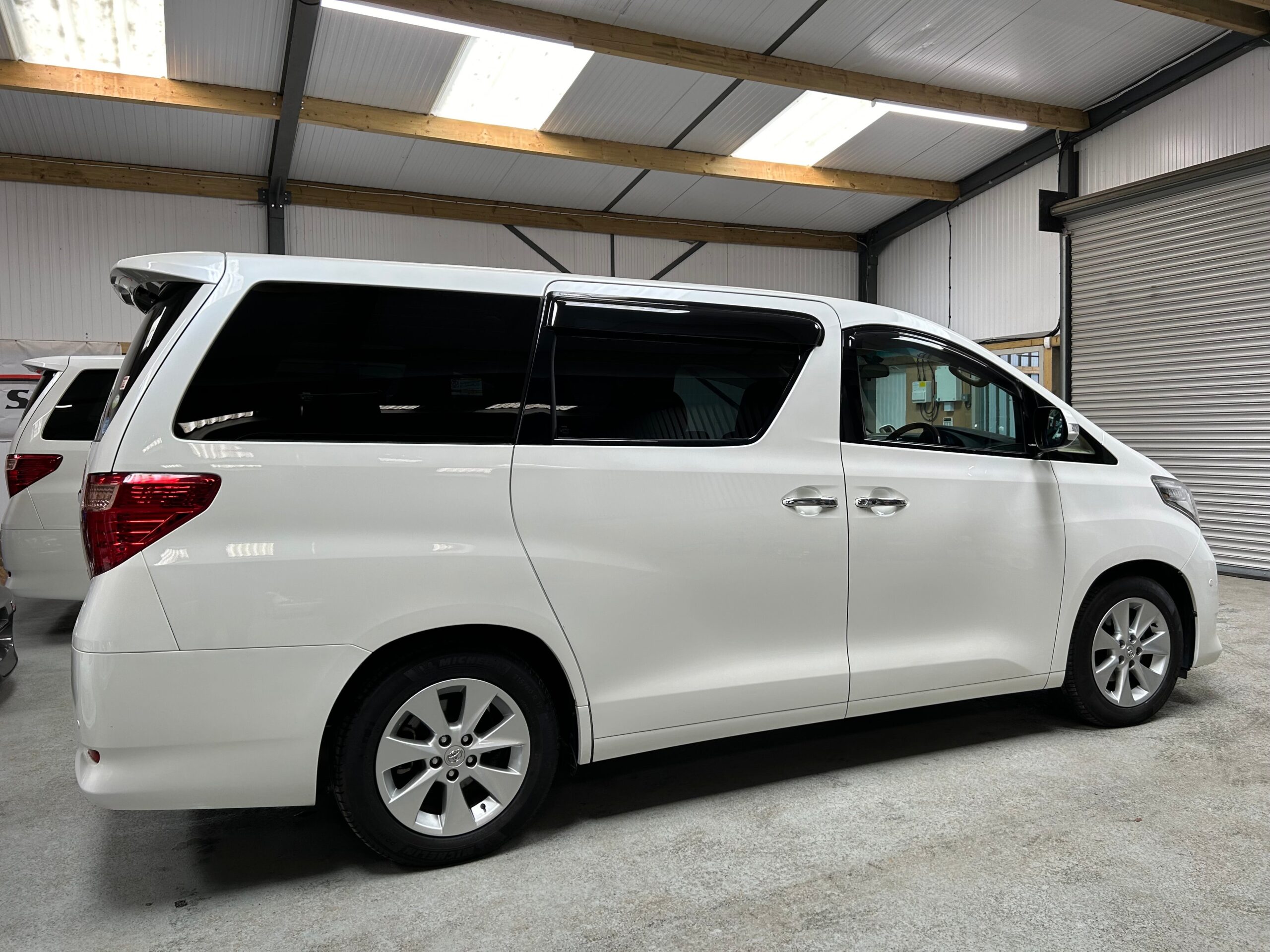 
								2009 TOYOTA ALPHARD GL -MEGA SPEC CAR full									
