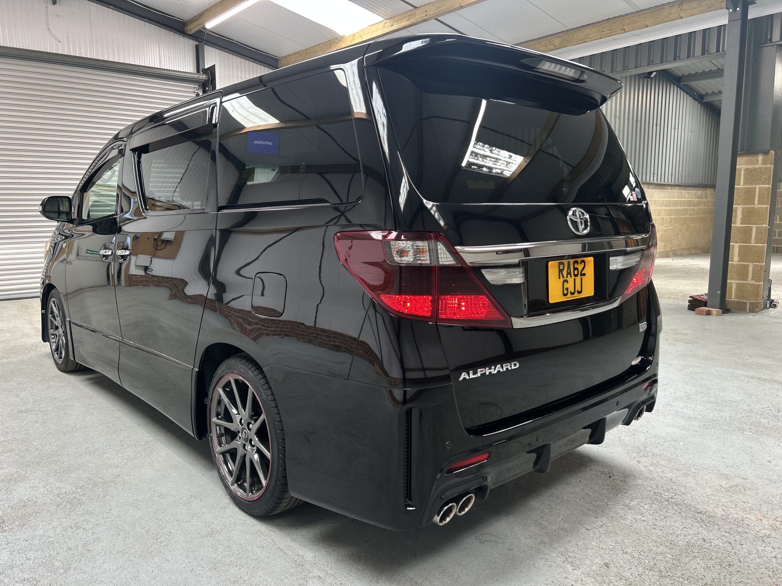 
								2013 TOYOTA ALPHARD GAZOO SPORT 2.4 -GRADE 4 full									