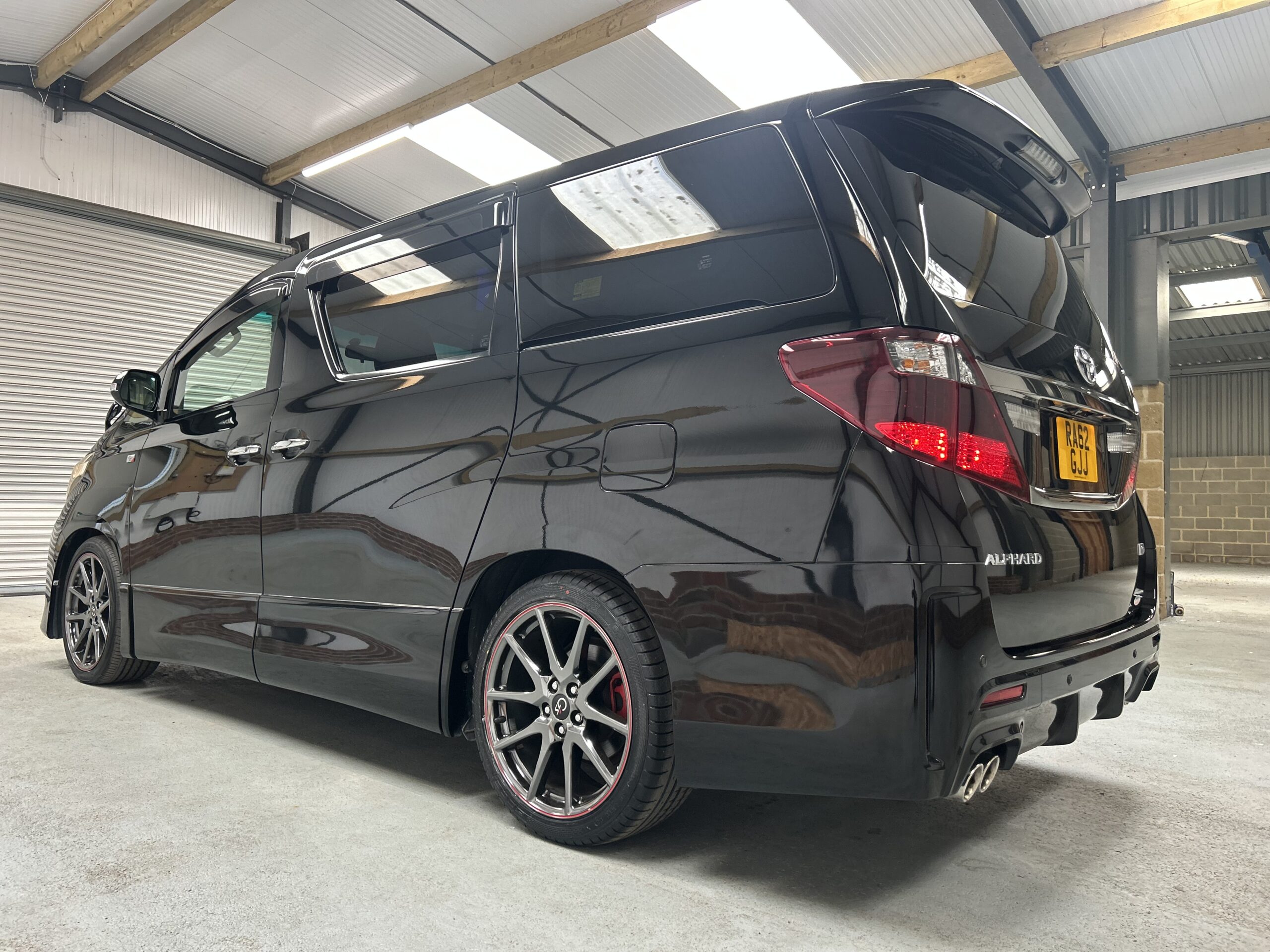 
								2013 TOYOTA ALPHARD GAZOO SPORT 2.4 -GRADE 4 full									