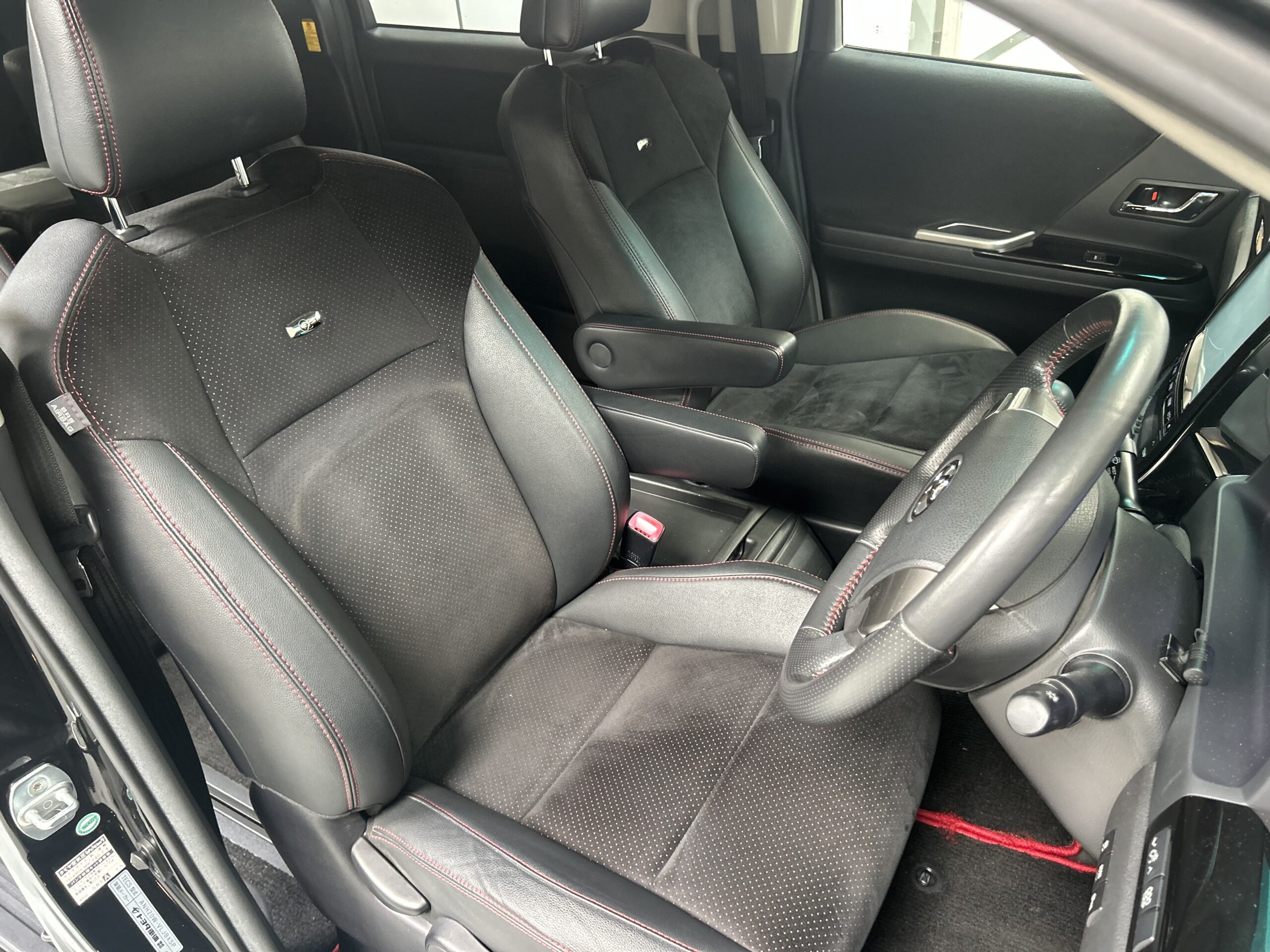 
								2013 TOYOTA ALPHARD GAZOO SPORT 2.4 -GRADE 4 full									