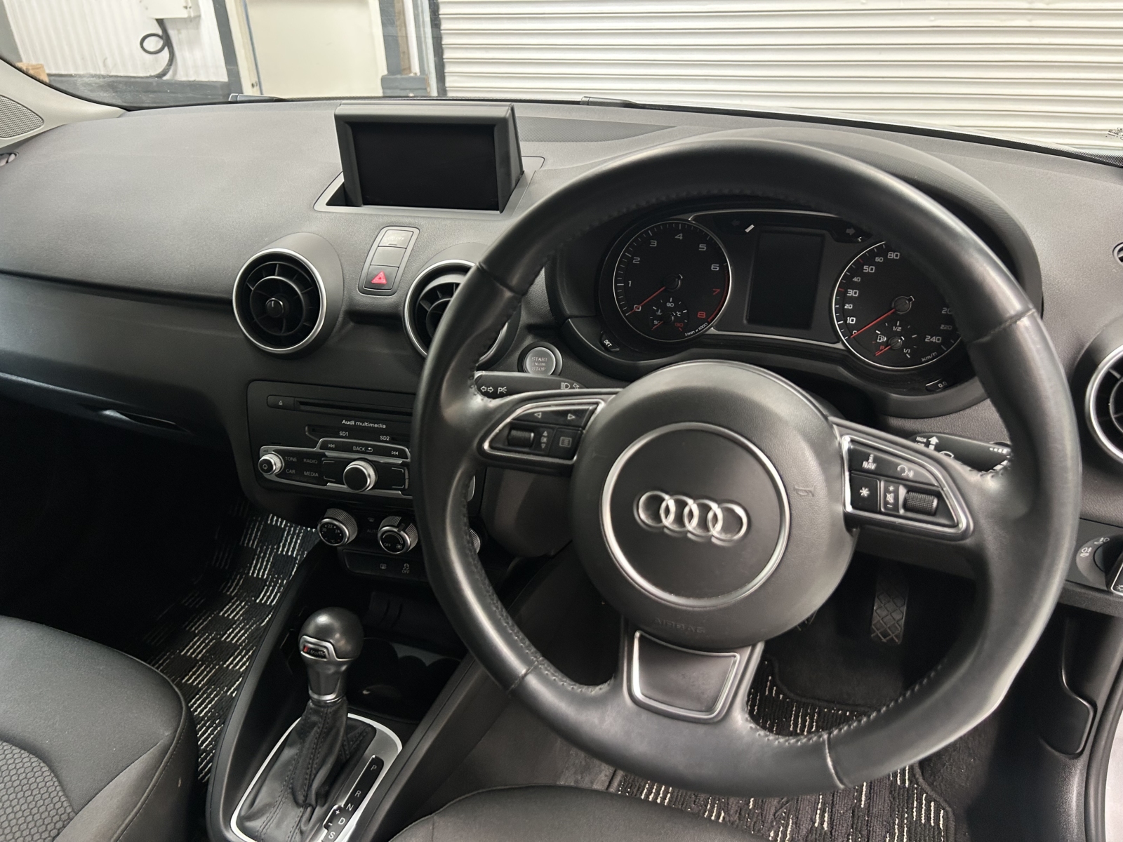 AUDI A1 - 1.4 TFSI QUATTRO GRADE 4.5